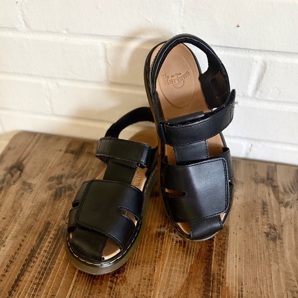 Dr. Martens MOBY II LEATHER VELCRO SANDALS in Black, EUC! WOMEN’S SZ 5 - Picture 2 of 8